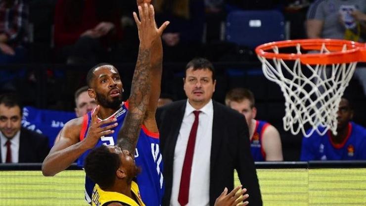 Anadolu Efes play-off şansını kaybetti