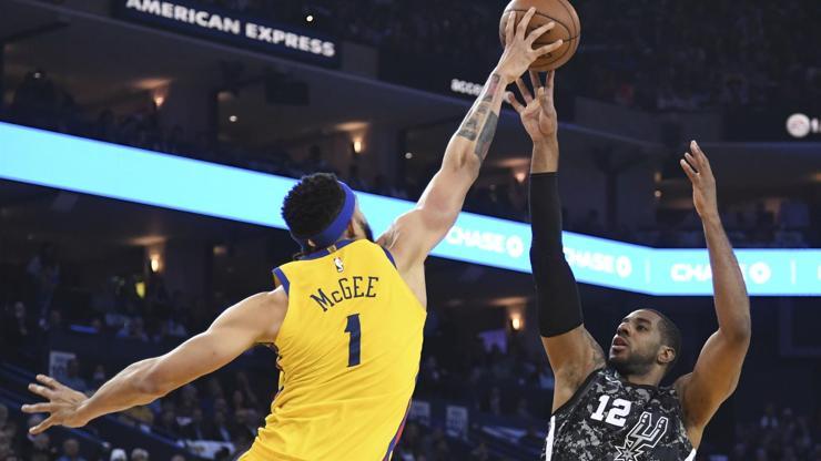NBA: Warriors San Antonioyu eli boş gönderdi