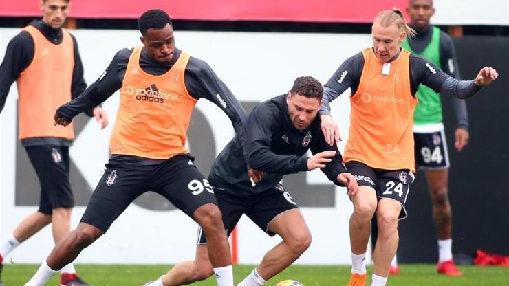 Beşiktaşta Bayern maçında oynamayanlar idman yaptı