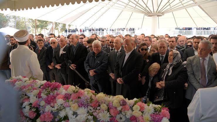 Mina başaran ve arkadaşları son yolculuğuna uğurlandı