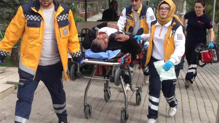 Mezarlıkta karnından bıçaklanmış halde bulundu