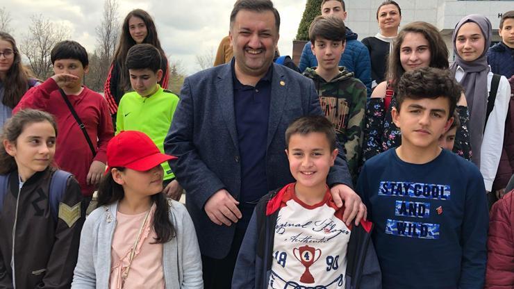 Rizede dereceye giren öğrencilere TBMM ziyareti ödülü