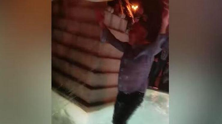 Tarihi havuza atlayan Roma Başkanının başı belada