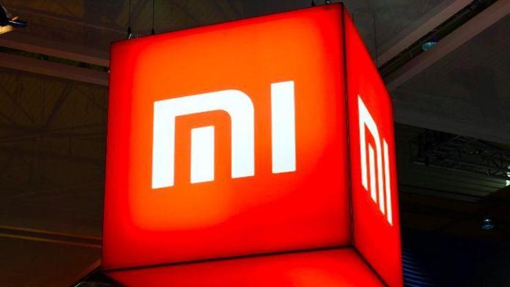 Xiaomi BlackShark tüm hatlarıyla ortaya çıktı