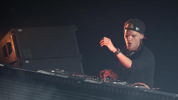 Son dakika... Dünyaca ünlü DJ Avicii hayatını kaybetti