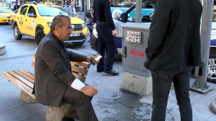 Taksici yayayı bıçakladı