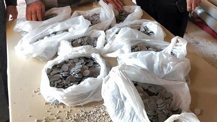 Osmanlı döneminden kalan köşkte 6 bin madeni para bulundu