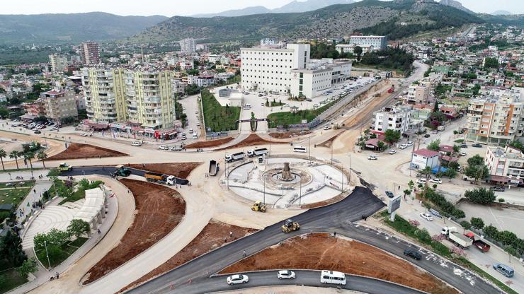 Kozan’da trafik, 8 kollu akıllı kavşakla rahatlayacak