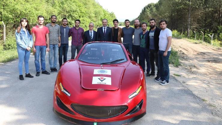 Uludağ Üniversitesi öğrencileri elektrikli otomobil üretti