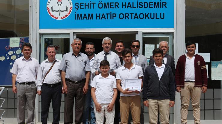 Finikede, Kuran okuma yarışması