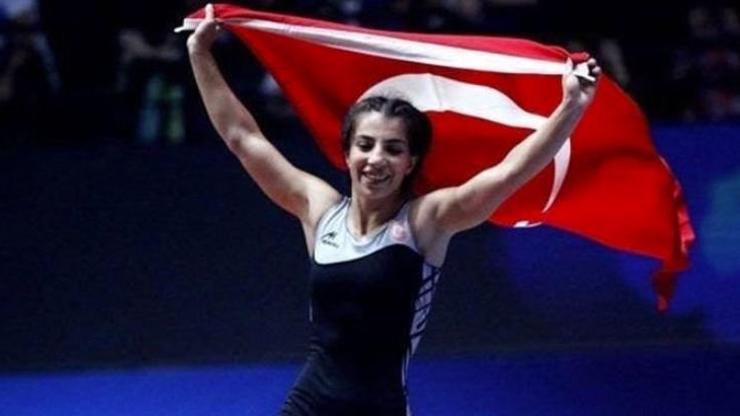 Evin Demirhan bronz madalya kazandı