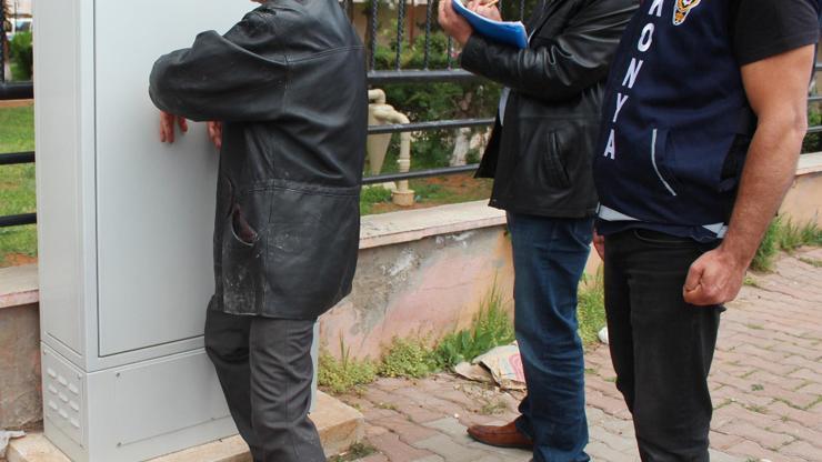 Cinayet davasında Sezen Aksunun albümü delil sayıldı