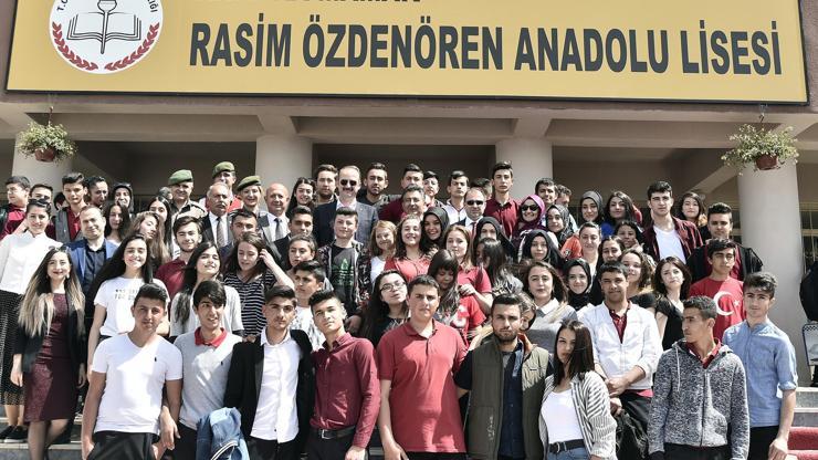 Başkan Akgül, gençlerle birlikte baharın gelişini kutladı