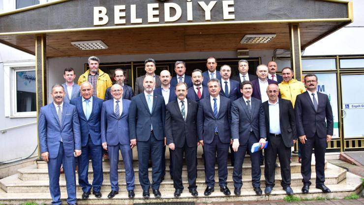 Zihni Şahin ‘Işık doğudan yükselir’ diyerek ziyaretlere başladı