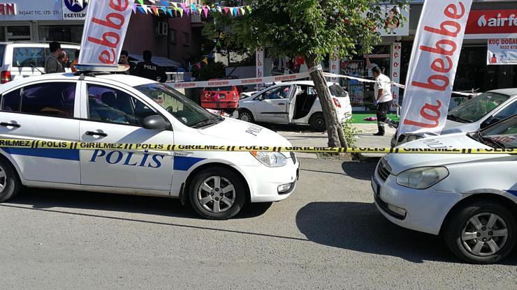 Ankarada otomobil yayaların arasına daldı: Ölü ve yaralılar var