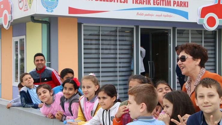 Gaziosmanpaşalı öğrenciler sertifikalarını aldı