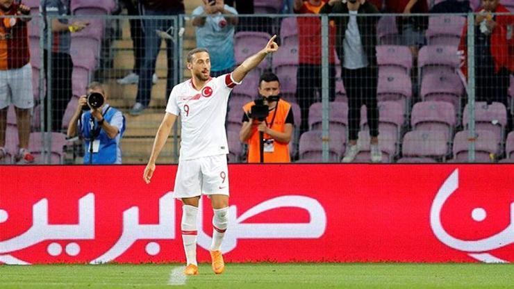 Cenk Tosun özür diledi