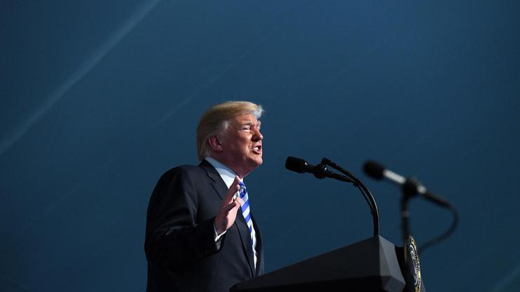 Trump ezber bozdu, Beyaz Saray’da iftar yemeği verecek
