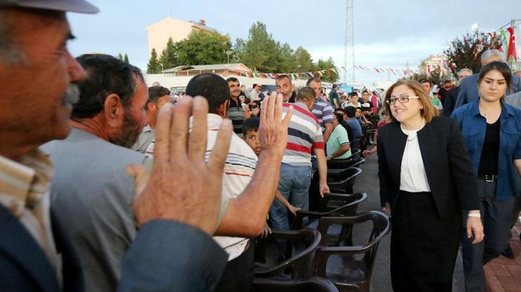 Şahin, Karkamışta iftar yaptı