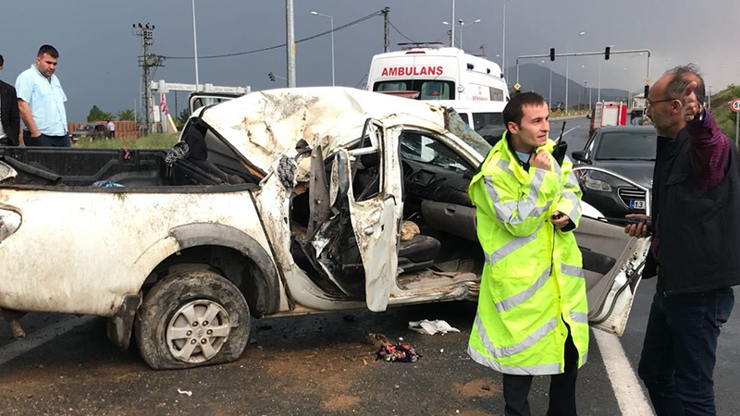 Tarım işçileri trafik kurbanı oldu