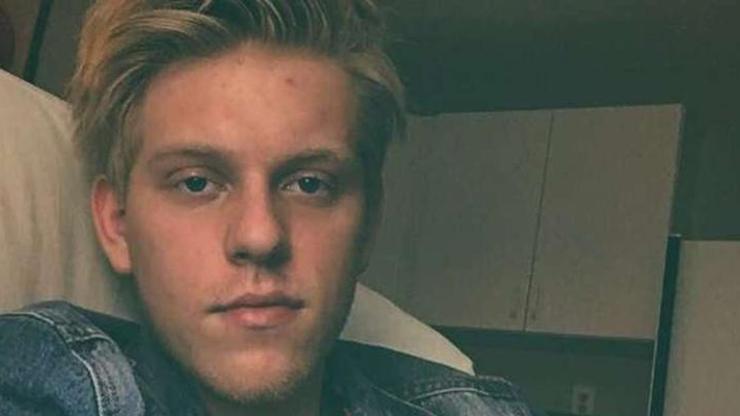 Jackson Odell evinde ölü bulundu