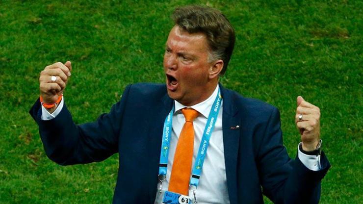 Fenerbahçenin hocası Van Gaal ya da Bosz olacak... Son dakika Fenerbahçe transfer haberleri