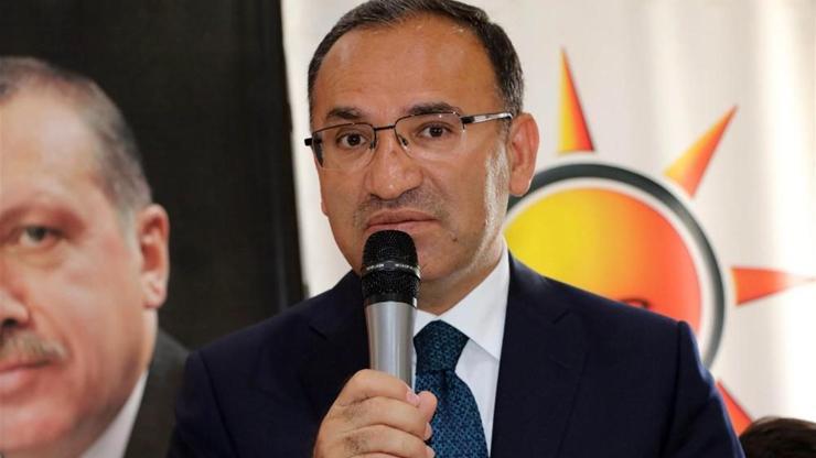 CHPnin ezan vakti iddiasına sert yanıt
