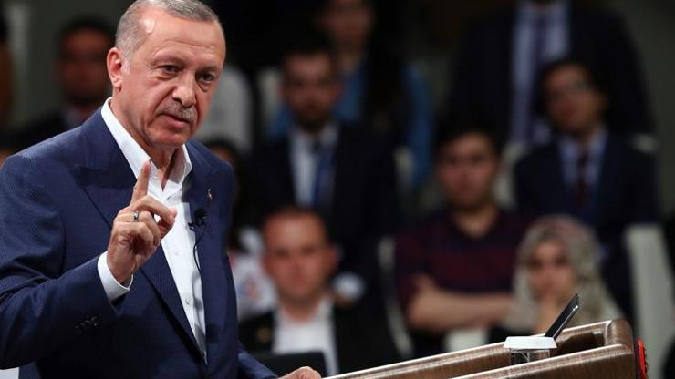 Cumhurbaşkanı Erdoğan, gençlerin sorularını cevapladı