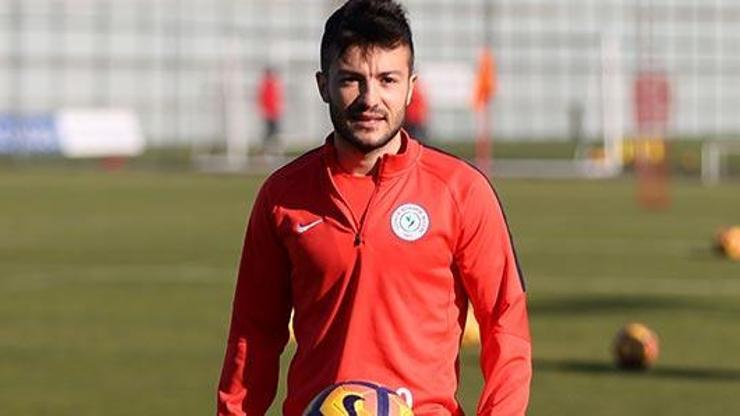 Özgür Çek ile yollar ayrıldı
