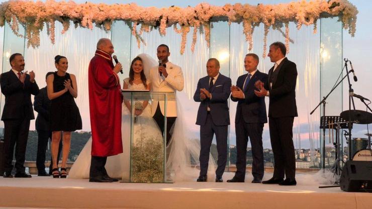 Milli kaleci Volkan Babacan dünya evine girdi