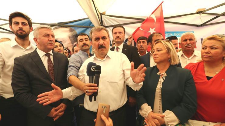 Destici: Türk hukuk sistemi Demirtaşı yargılamayıp, madalya mı takacaktı