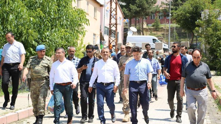 Vali Sonel, Hozat’ta incelemede bulundu