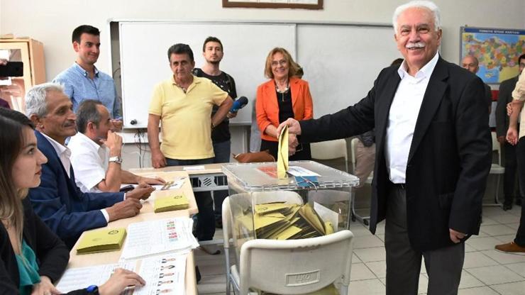 Doğu Perinçek topladığı imzanın gerisinde kaldı