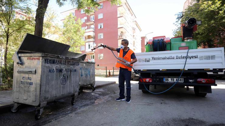 Yenimahalle’de ilaçlama çalışmaları devam ediyor