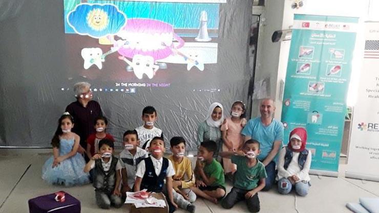 Suriyeli çocukları gülümseten proje