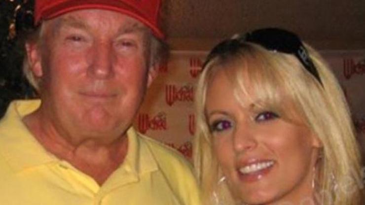 Son dakika... Trumpı suçlayan porno yıldızı gözaltına alındı