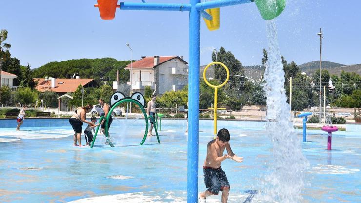 Urla Kum Denizi Plajında mavi bayrak bereketi