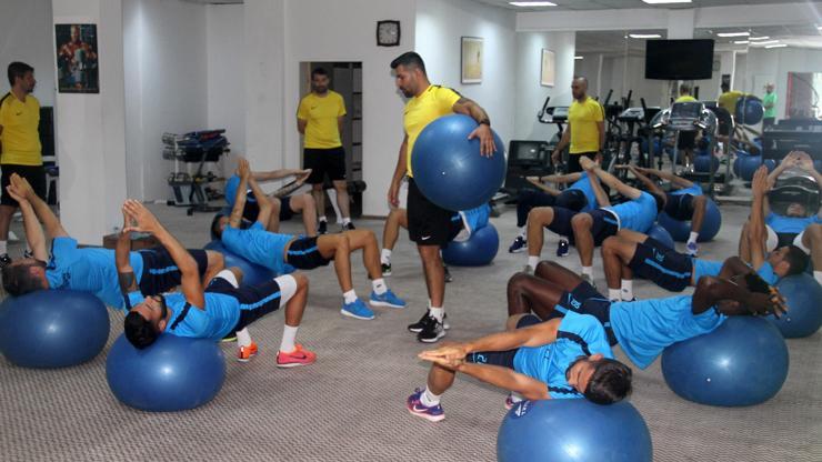 Adana Demirspor, salonda çalıştı