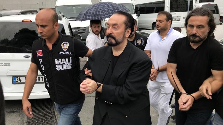 (Geniş haber) Adnan Oktara operasyon: 92 kişi adliyeye sevk edildi