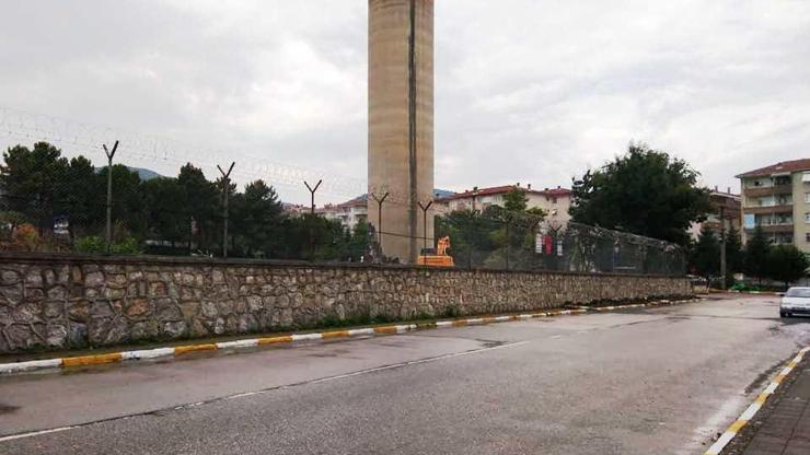 Dev baca dinamitle yıkıldı