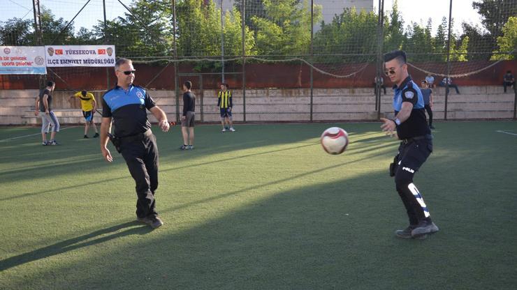 Yüksekova’da Dünya Fenerbahçeliler Günü unutulmadı