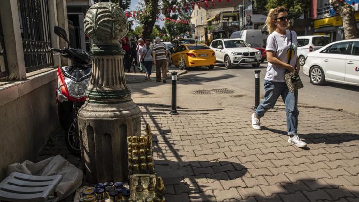 Kaldırıma gömülen tarih