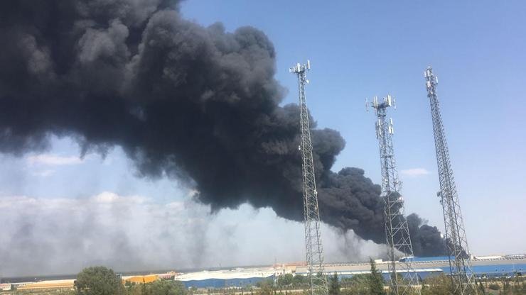 Antalya OSBde yangın (1)
