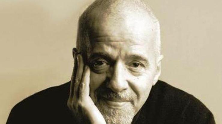 Simyacının yazarı Paulo Coelhodan Mesut Özile destek