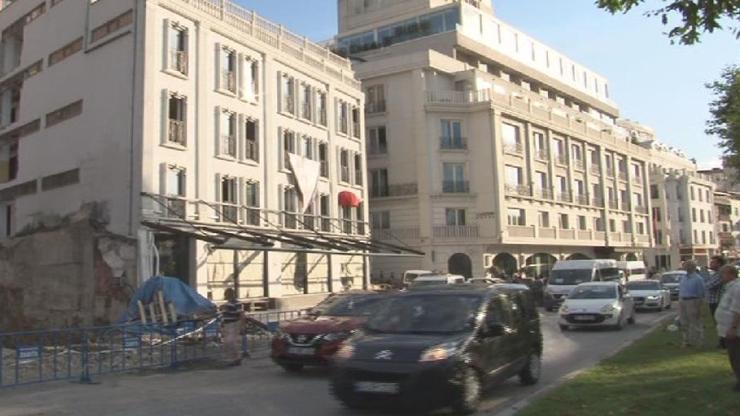 Çöken bina nedeniyle trafiğe kapatılan yol açıldı