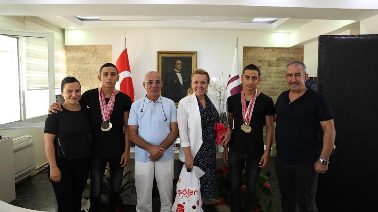 İkizler Urlanın gururu oldu