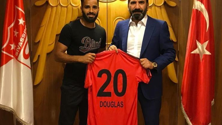 Sivasspor Douglası açıkladı