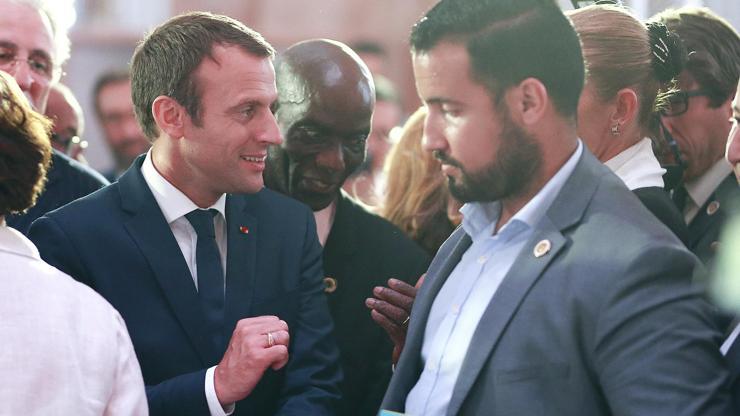 Macrondan gösterici döven danışmanı hakkında ilk açıklama