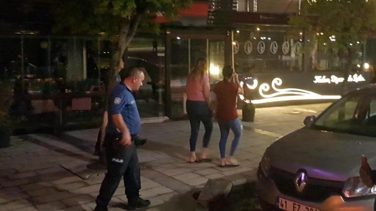 İzmitte fuhuş operasyonu: 4 gözaltı