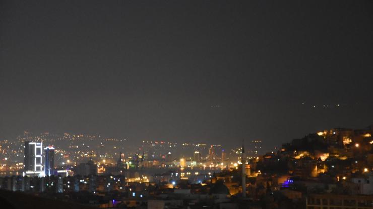 İzmirde korkutan yanık kokusu